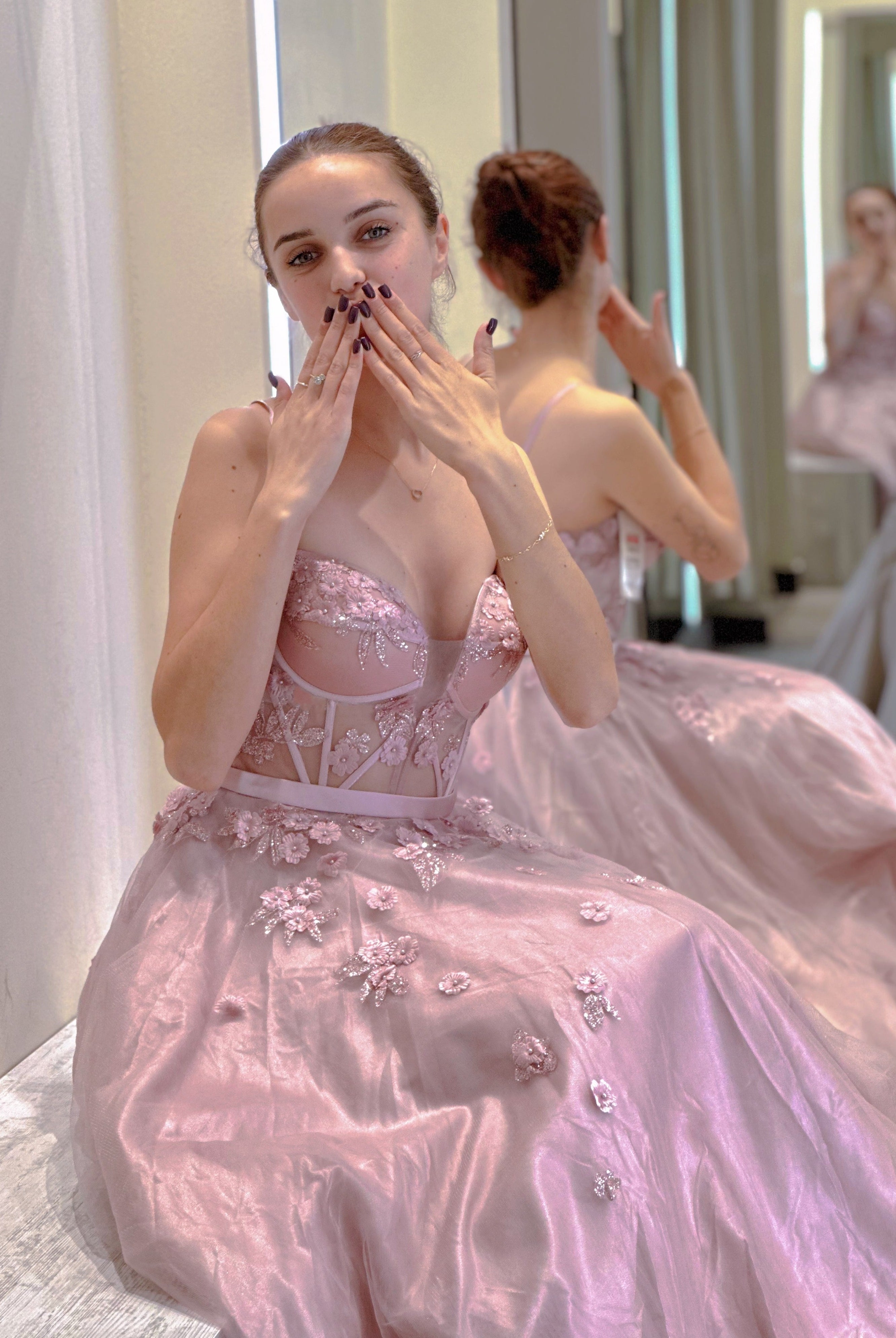 Abito lungo con sottili spalline