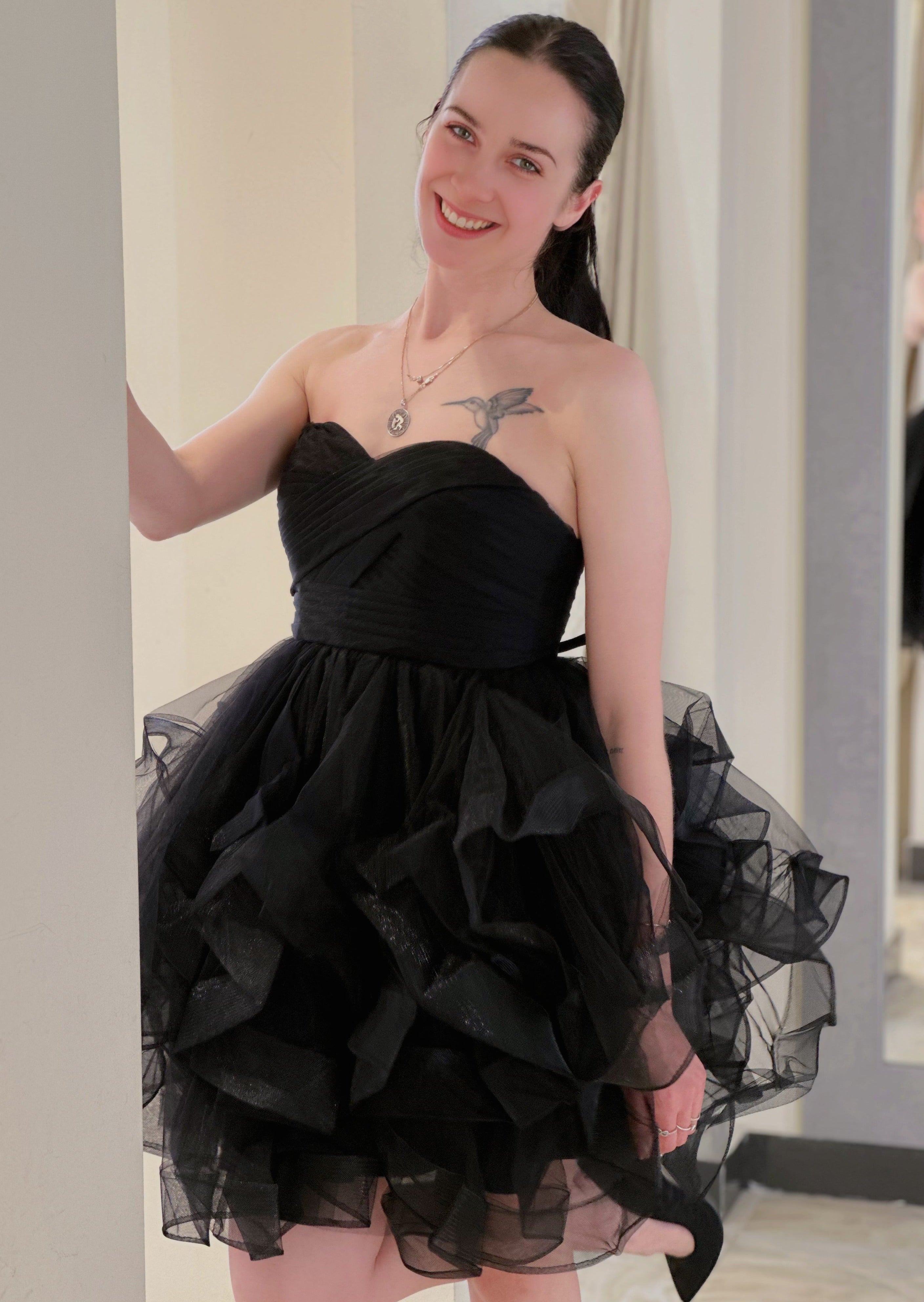 Abito gonfio, senza maniche, colore unito