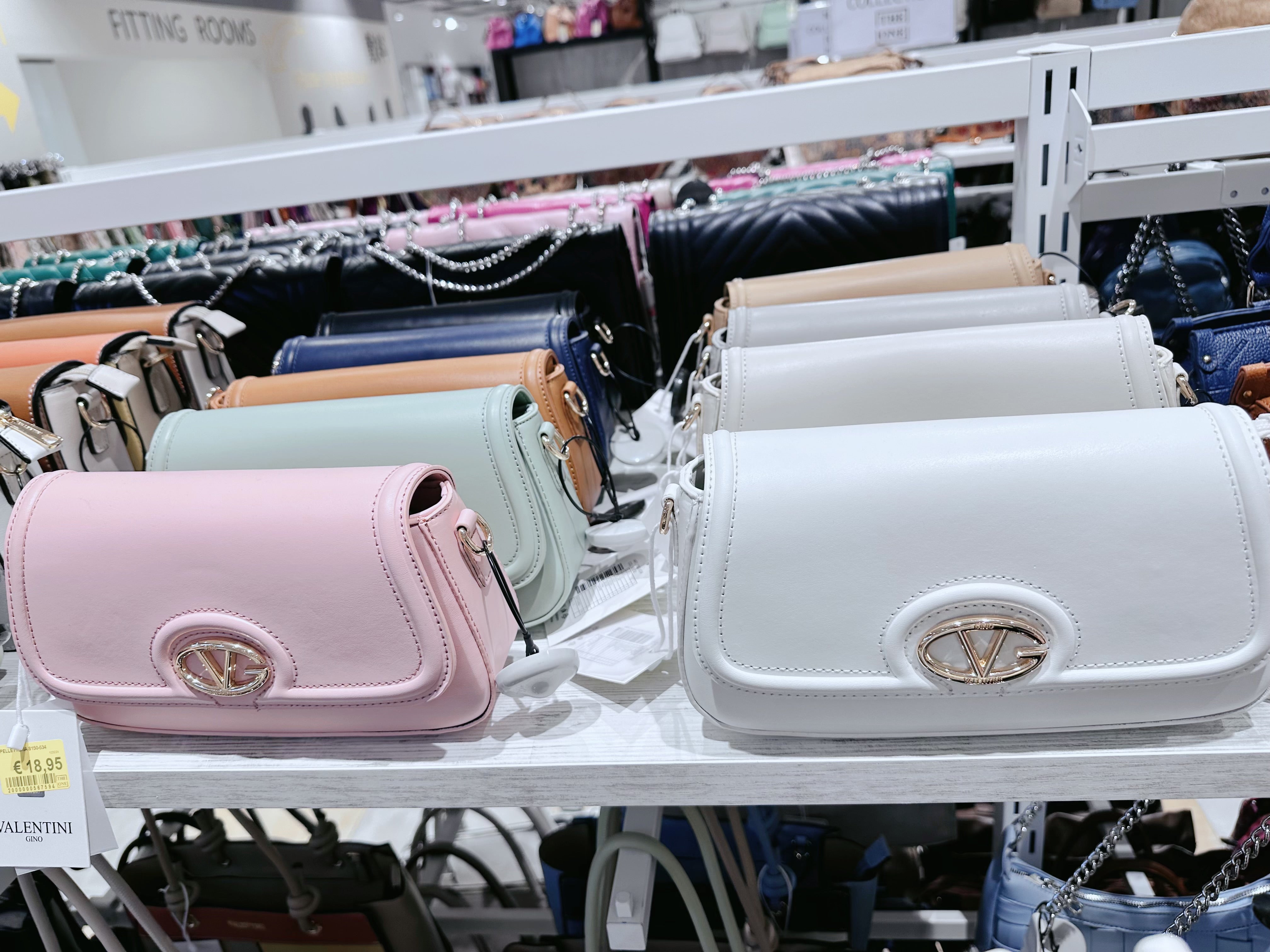 Elegante Mini Borsa Bianca - Stile e Funzionalità in Uno Verde