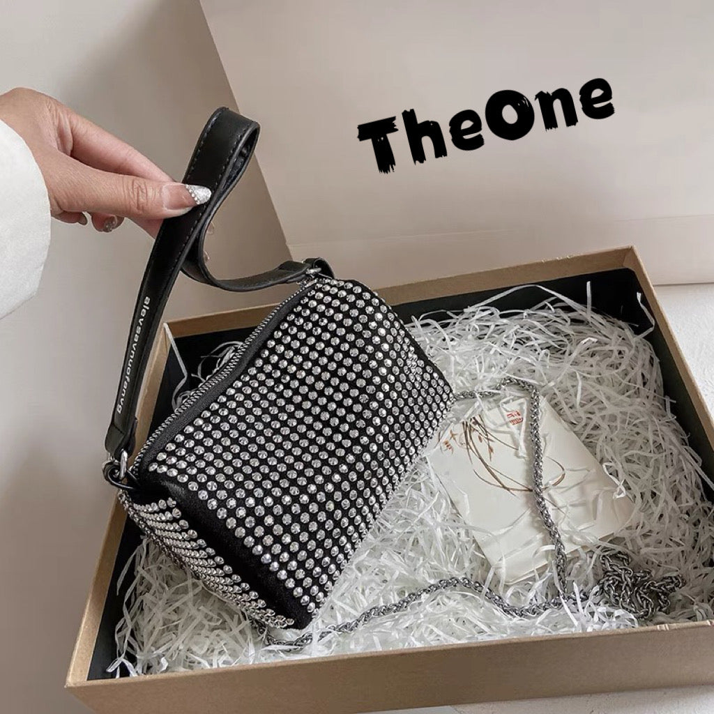 Nuova Borsa A Tracolla Con Diamanti Caldi Per Donne, Elegante E Alla Moda In Stile Coreano Con Catena In Metallo E Grande Capacità Per Donne, Diamante, Lucido, Leggero