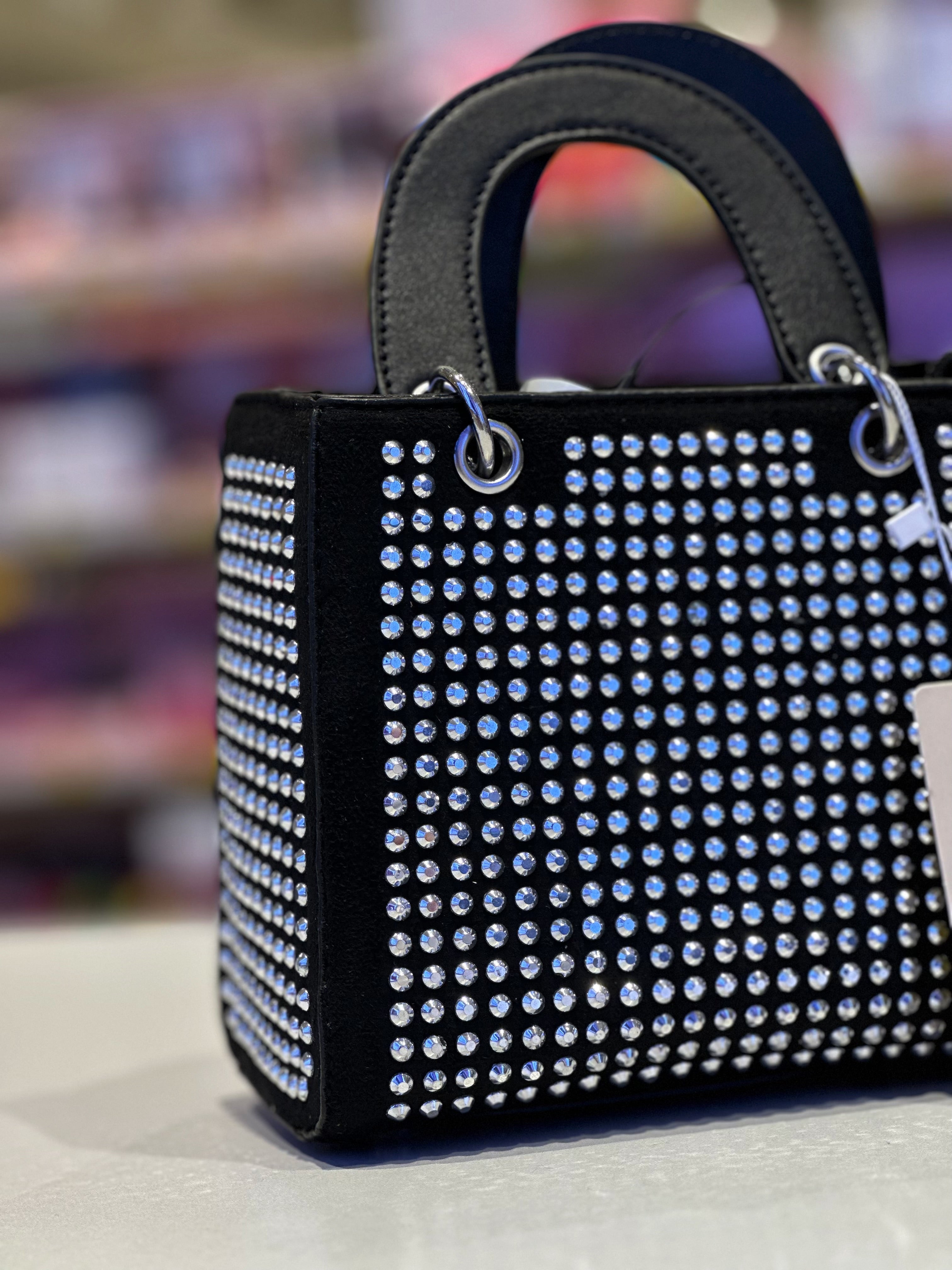 Borsa a tracolla casual creativa tempestata di diamanti, borsa quadrata monospalla alla moda e versatile, pelle sintetica